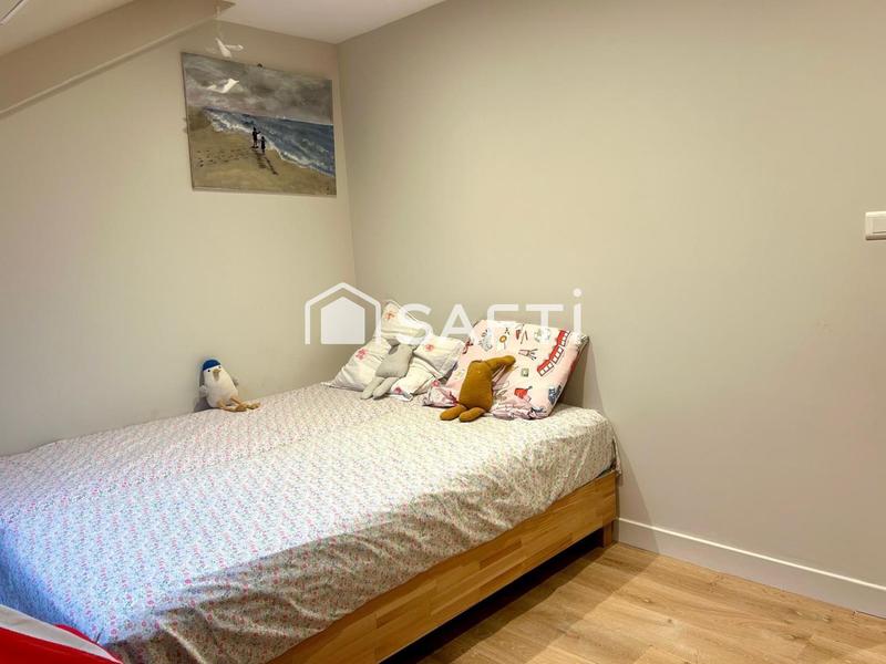 Appartement - 95 m² - 5 pièces