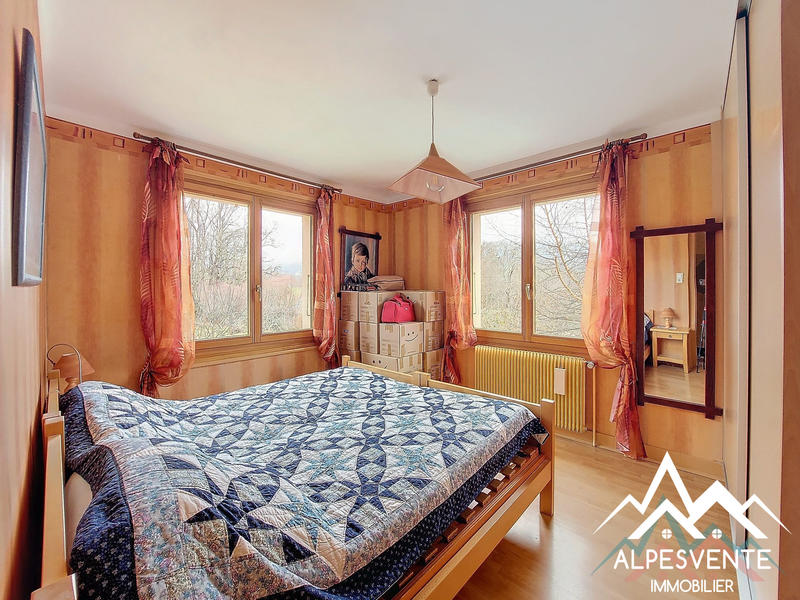 Maison - 117 m² - 7 pièces