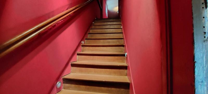 Maison - 235 m² - 8 pièces