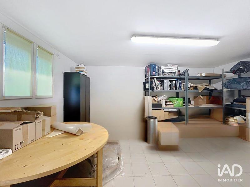 Local commercial - 255 m²