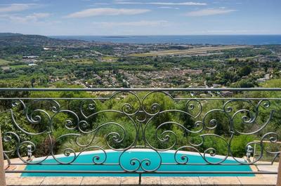 Villa - 210 m² - 5 pièces