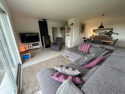 Maison - 99 m² - 4 pièces