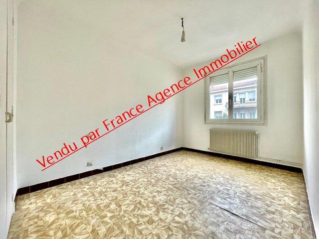 Appartement ancien - 40 m² - 2 pièces