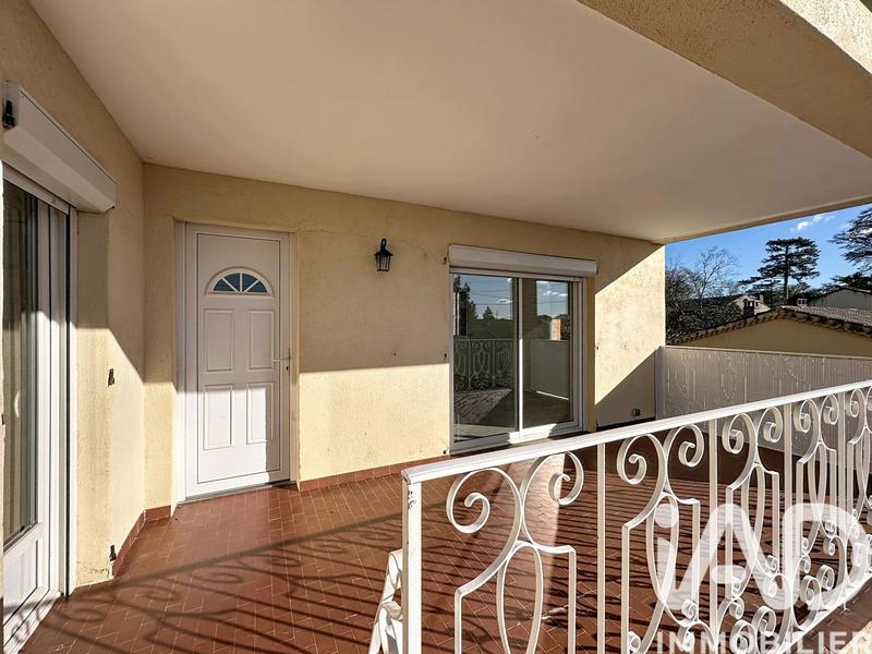 Maison - 200 m² - 7 pièces