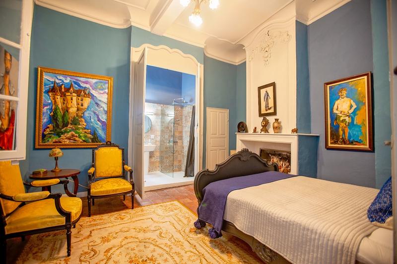 Maison - 446 m² - 12 pièces