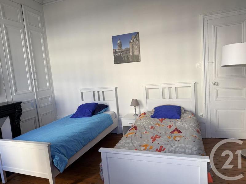 Maison bourgeoise - 368 m² - 13 pièces