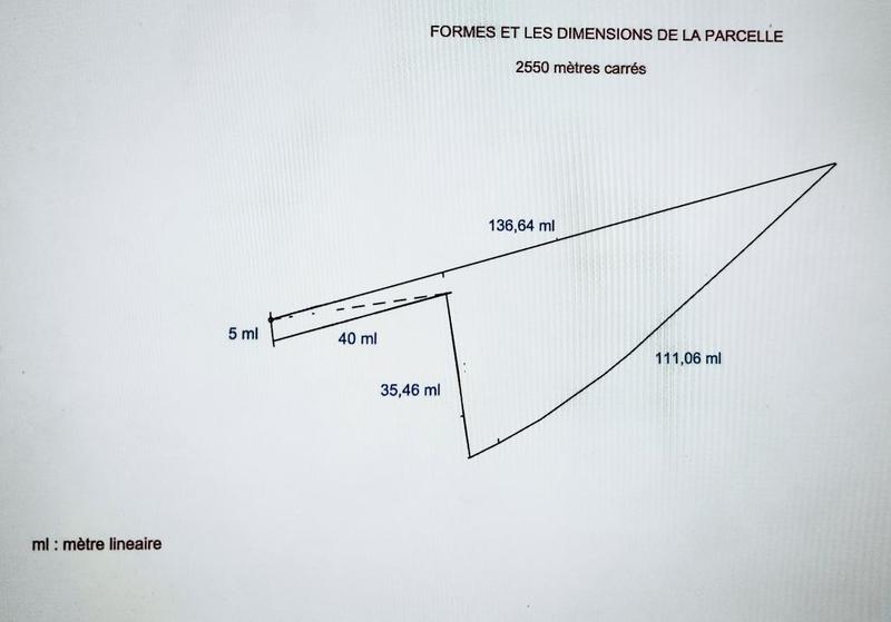 Terrain constructible - 2 271 m²