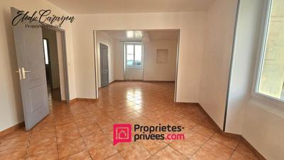 Maison - 159 m² - 8 pièces