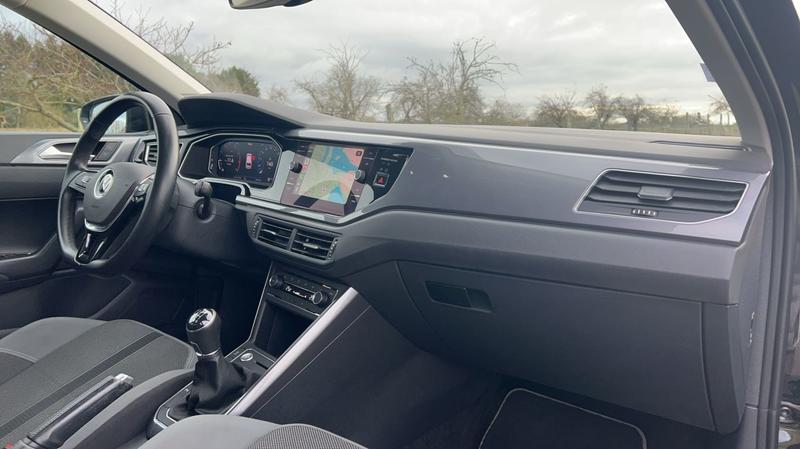 Volkswagen Polo VI 1.0 Tsi 115 R-Line