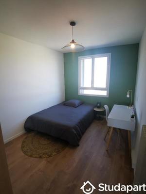 Chambre - 11 m² - 1 pièce