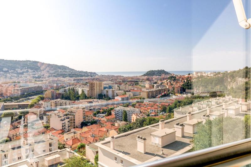 Appartement - 96 m² - 4 pièces