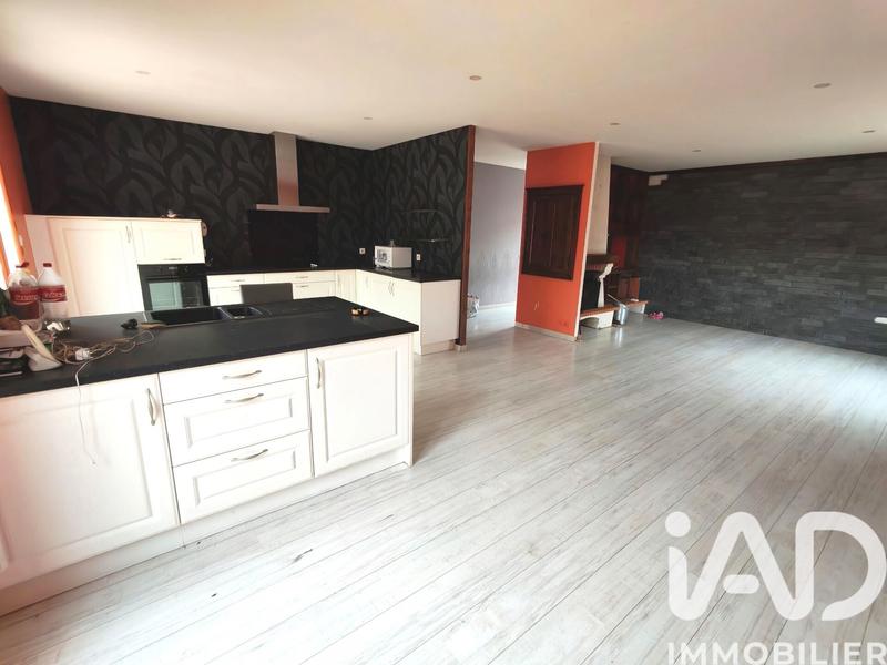 Maison - 95 m² - 6 pièces