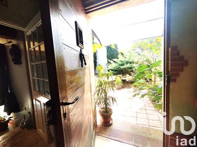 Maison - 235 m² - 8 pièces