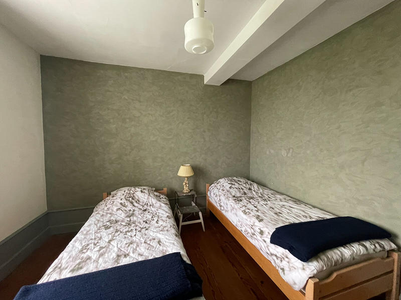 Demeure - 184 m² - 7 pièces