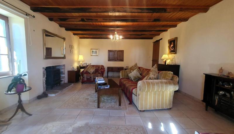 Corps de ferme - 184 m² - 6 pièces