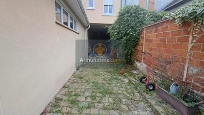 Appartement - 147 m² - 6 pièces