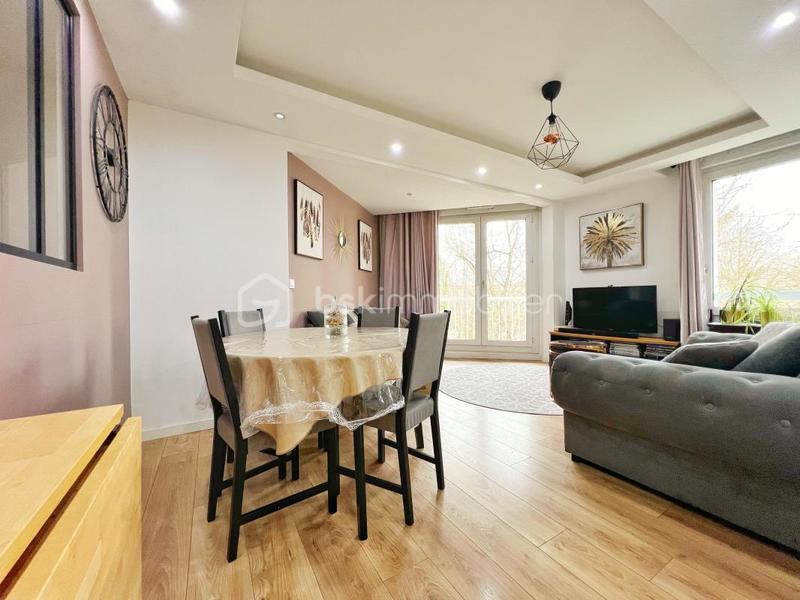 Appartement - 82 m² - 4 pièces