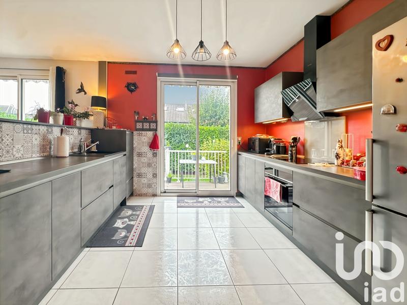 Maison - 98 m² - 4 pièces