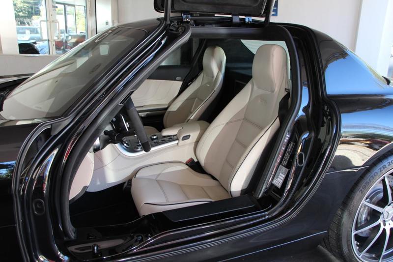 Mercedes Sls Amg Coupe a