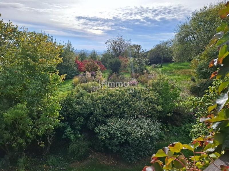 Propriété - 312 m² - 11 pièces