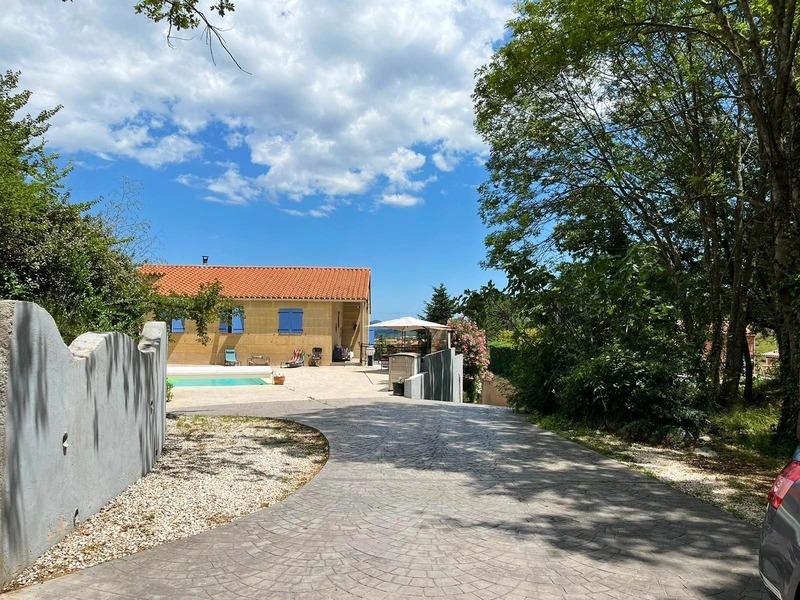 Villa - 125 m² - 5 pièces