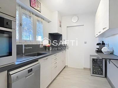 Maison - 97 m² - 5 pièces