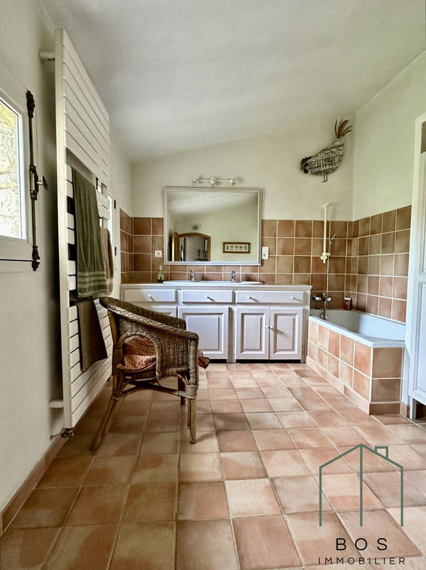 Bastide - 193 m² - 5 pièces