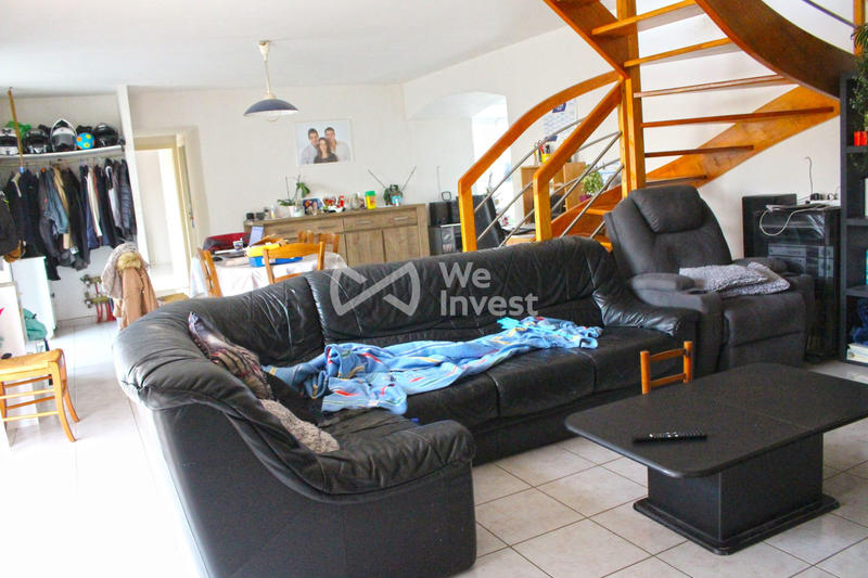 Maison - 181 m² - 5 pièces