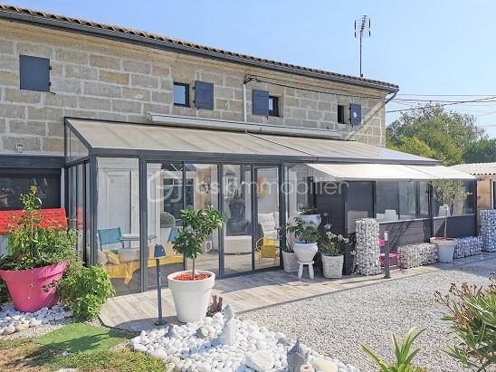 Corps de ferme - 257 m² - 10 pièces