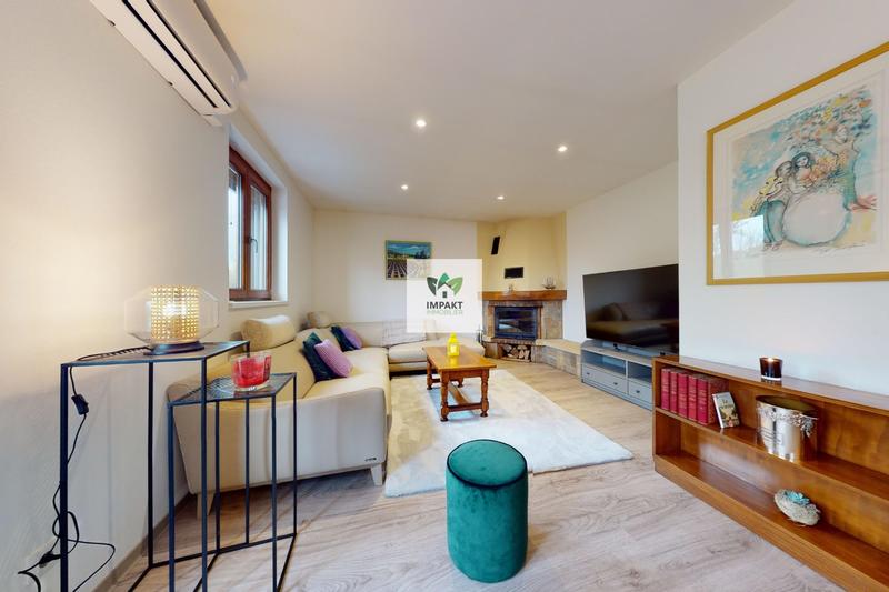 Maison - 102 m² - 4 pièces