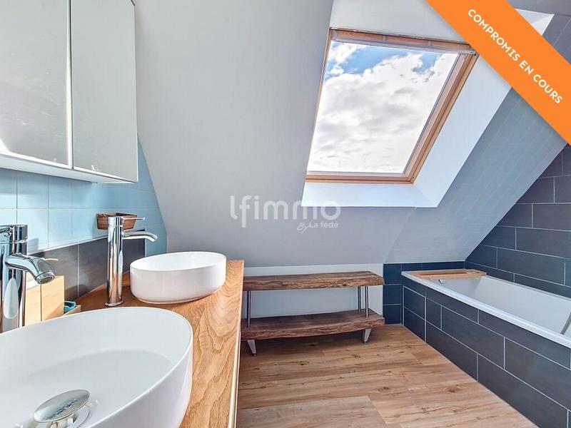 Maison - 140 m² - 6 pièces