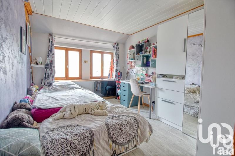 Maison - 202 m² - 8 pièces