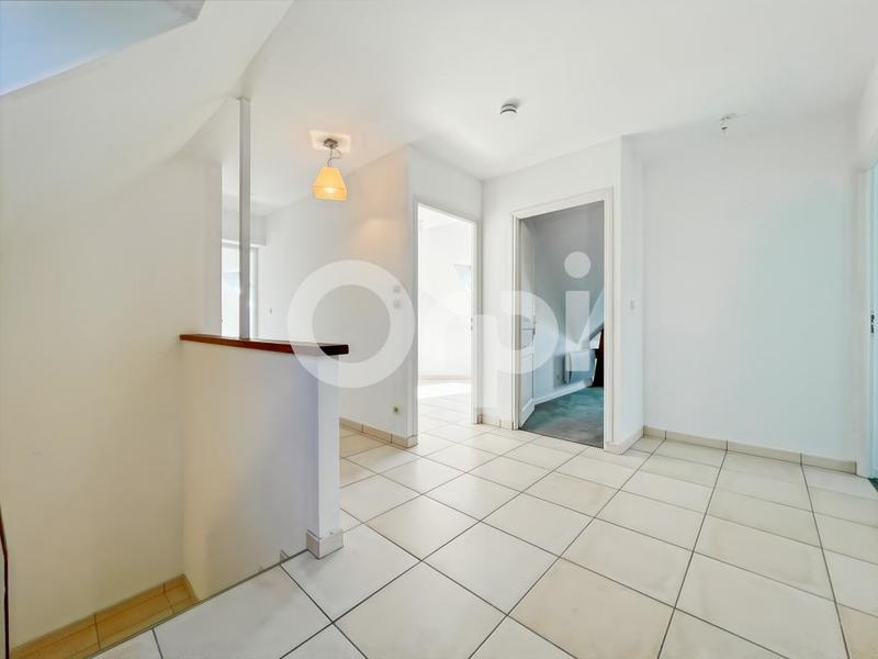 Maison - 177 m² - 6 pièces