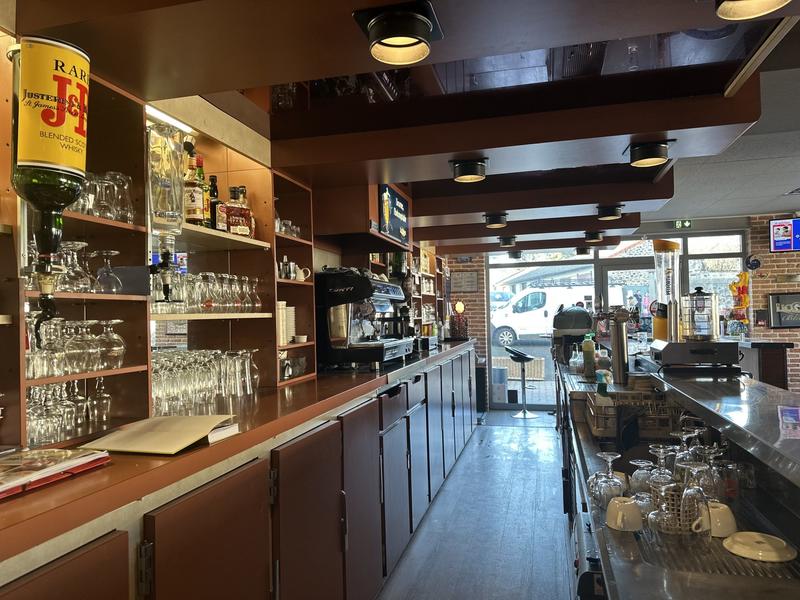 Local commercial - 155 m²