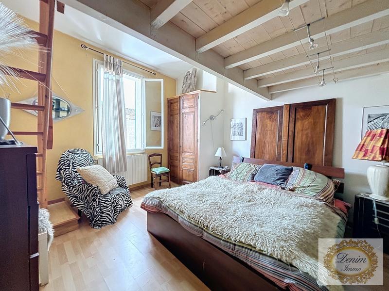 Maison - 268 m² - 6 pièces