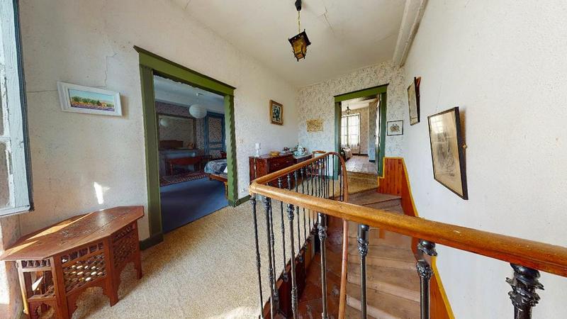 Maison traditionnelle - 315 m² - 12 pièces