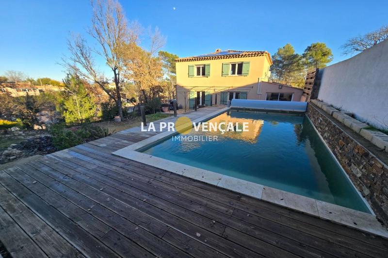 Maison - 145 m² - 6 pièces