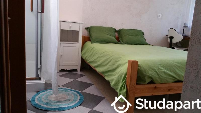 Chambre - 28 m² - 1 pièce
