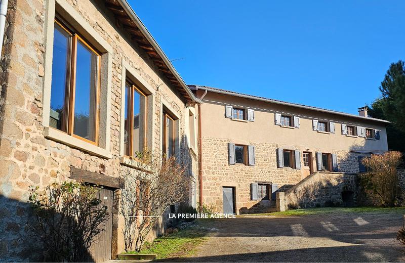 Maison - 320 m² - 9 pièces