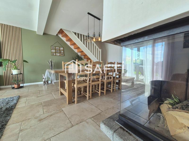 Maison - 135 m² - 6 pièces