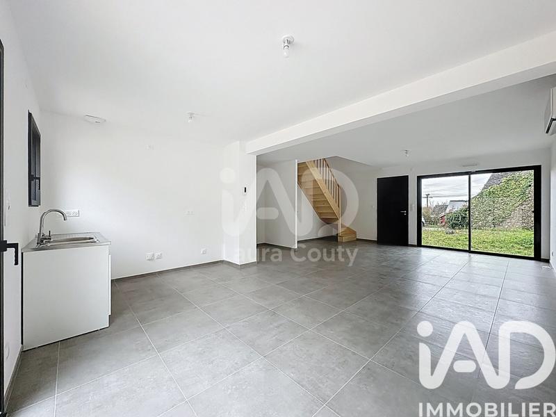 Maison - 99 m² - 5 pièces