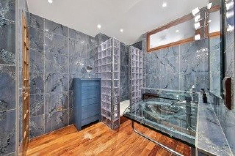 Maison - 335 m² - 12 pièces