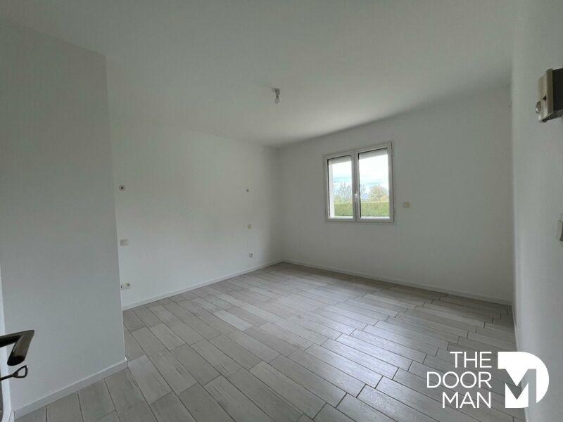 Maison - 202 m² - 10 pièces