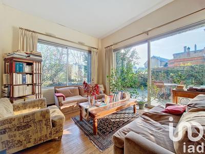 Maison de ville - 260 m² - 11 pièces