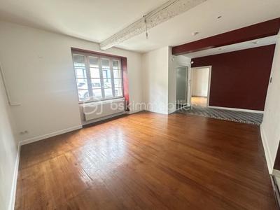 Maison de maîtres - 230 m² - 9 pièces