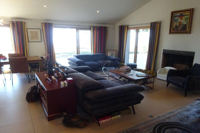 Maison - 235 m² - 7 pièces