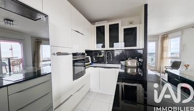 Duplex - 104 m² - 5 pièces