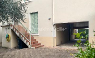 Appartement - 91 m² - 5 pièces