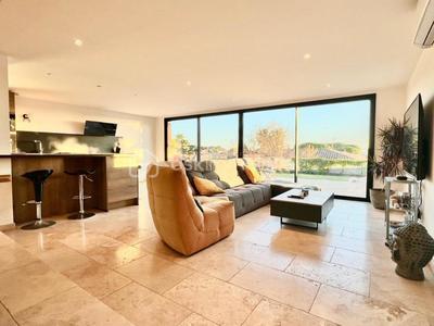 Villa - 165 m² - 6 pièces