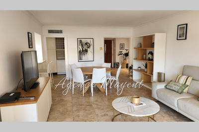 Appartement - 86 m² - 3 pièces